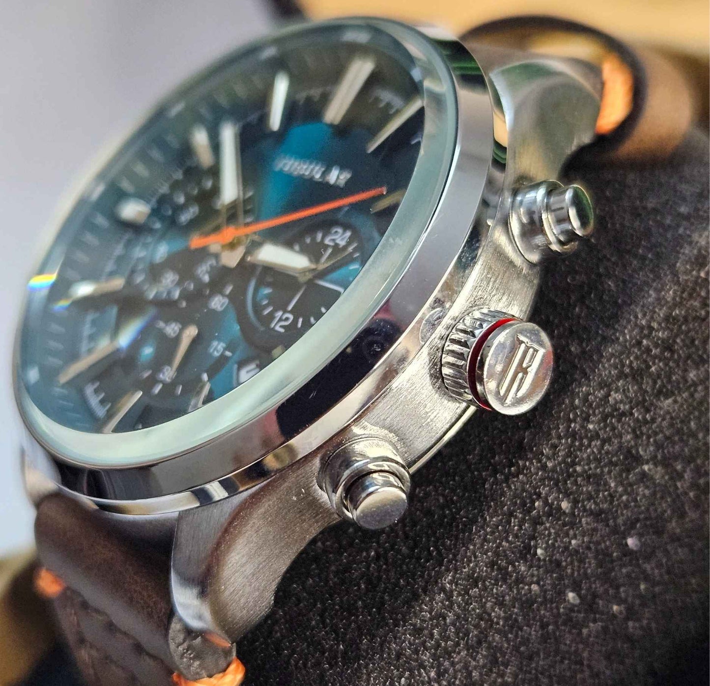 Tubular Chronograph TB-1745240 – Branded Watch with Unique Design & Color